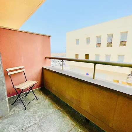 Rooftop Pool * קורלחו